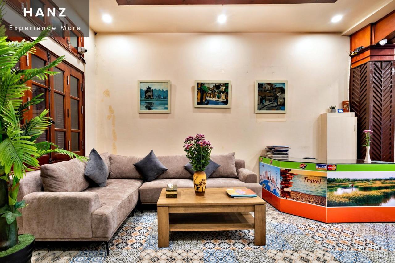 Hanz Lakeview Hotel Ханой Екстериор снимка