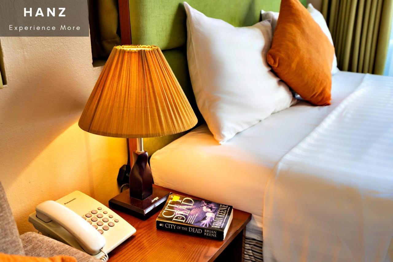 Hanz Lakeview Hotel Ханой Стая снимка